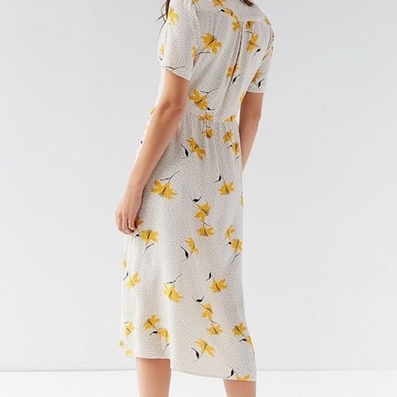 UO Floral Button-Down Midi Dress - Picture 2 of 8